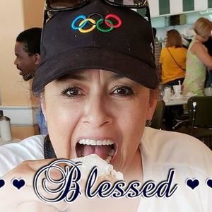 Meet your Posher, Delia